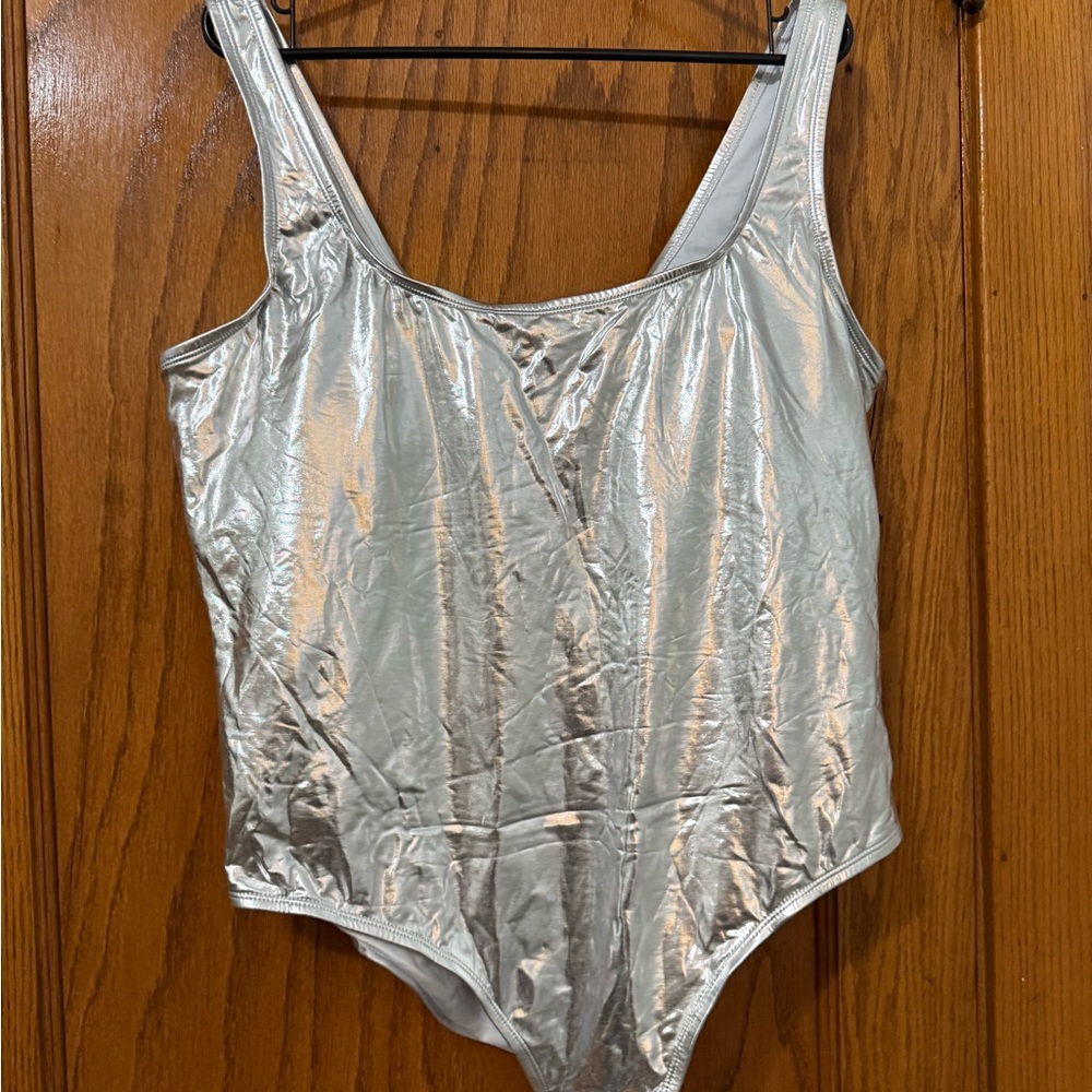 Fashion Nova Jodie 1 Piece Swimsuit Metallic Silver Bodysuit